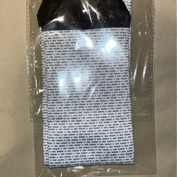 March Madness Socks - NCAA Men: Sz 8-11 Women 9-12 - Picture 3 of 6